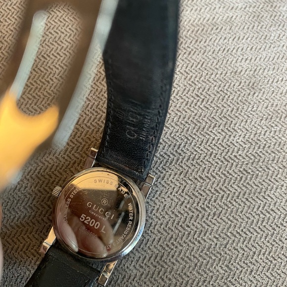 Gucci vintage stainless steel authentic watch. - Picture 8 of 8